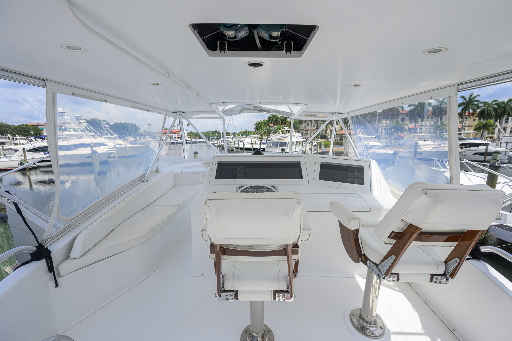 In 2 Deep yacht photo 20