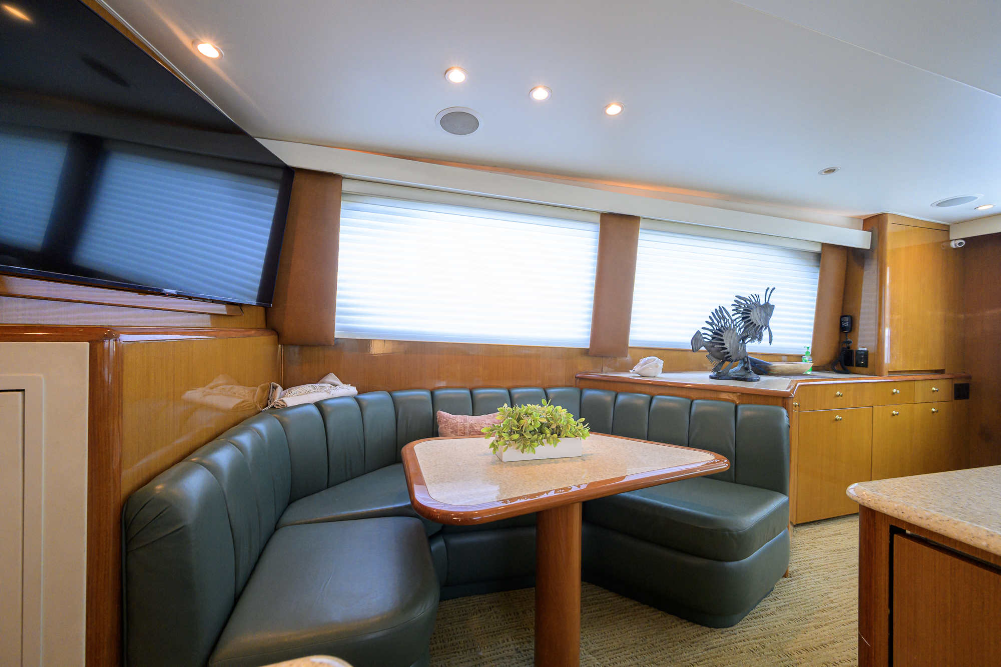 In 2 Deep yacht photo 64