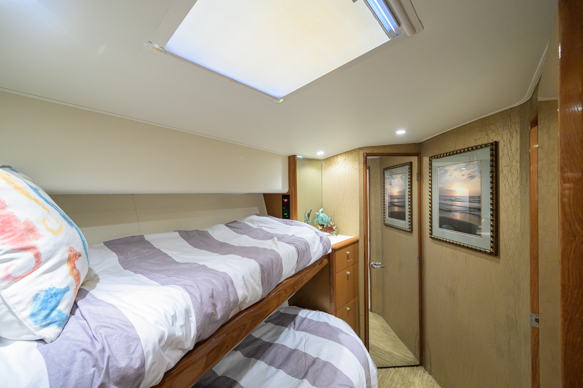 In 2 Deep yacht photo 80