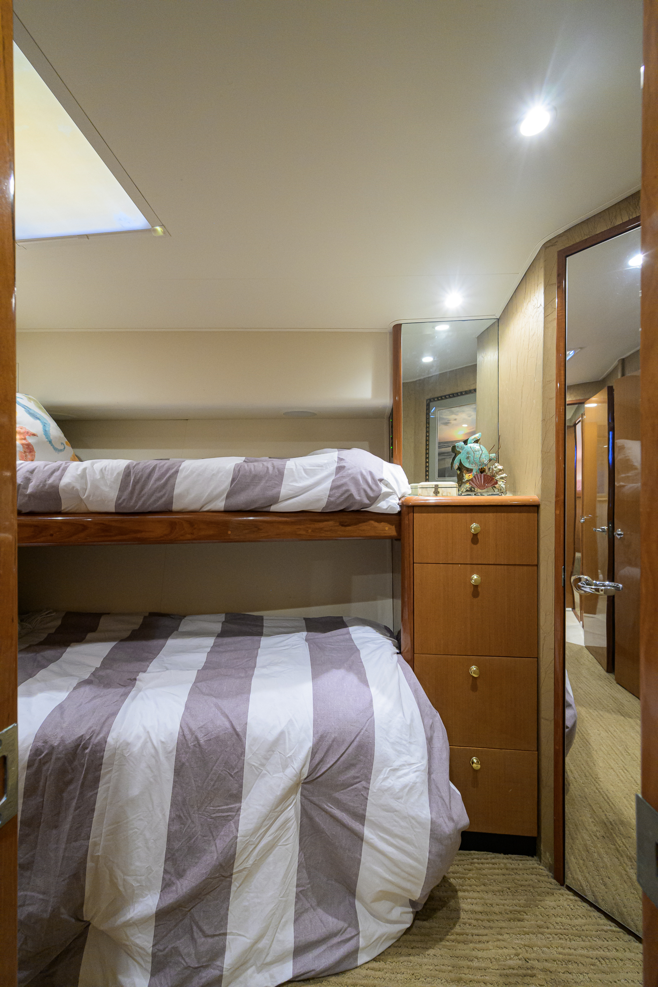 In 2 Deep yacht photo 76