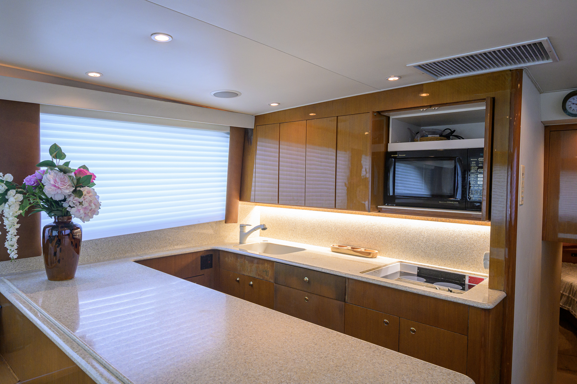 In 2 Deep yacht photo 60