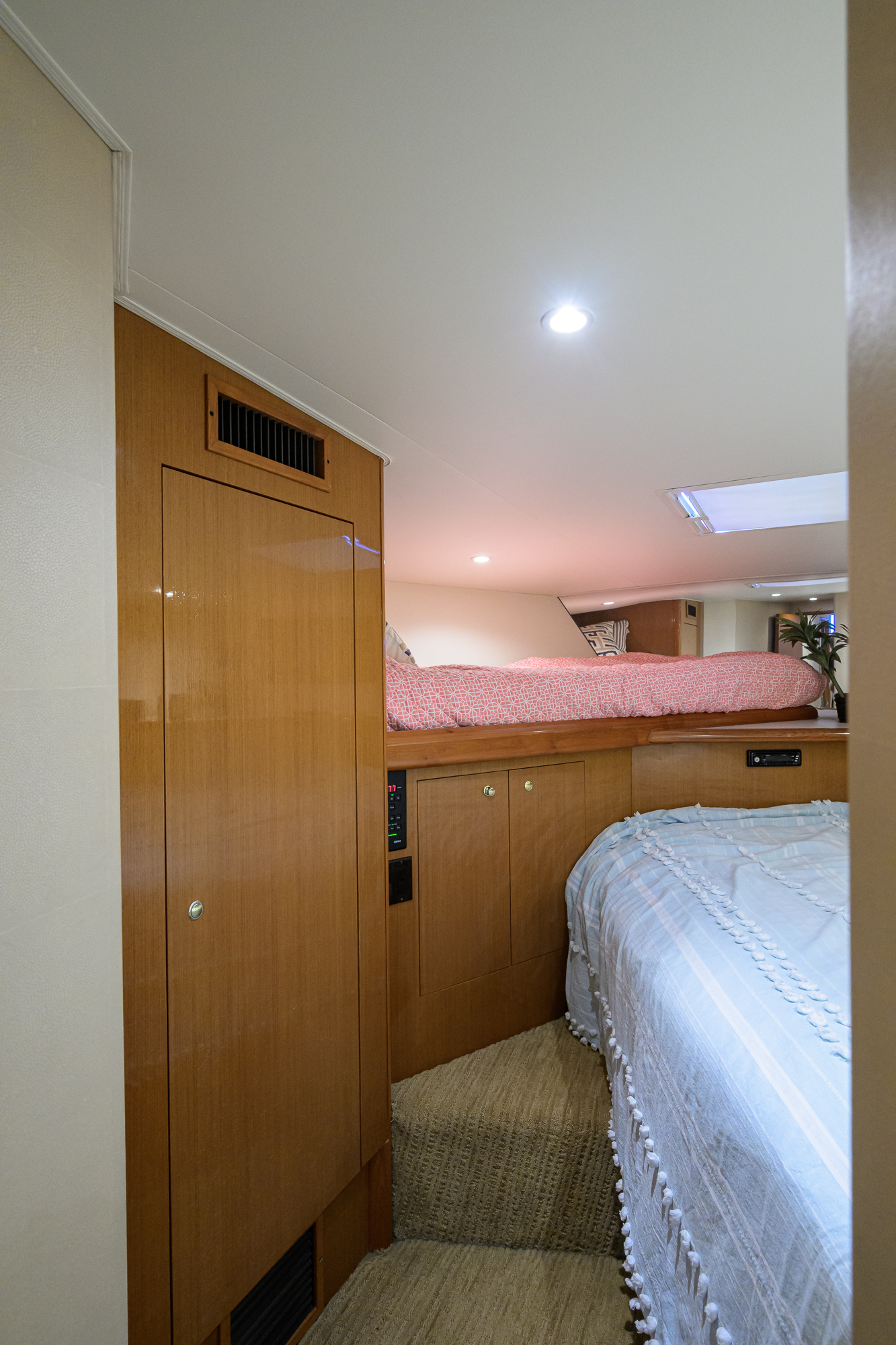 In 2 Deep yacht photo 74
