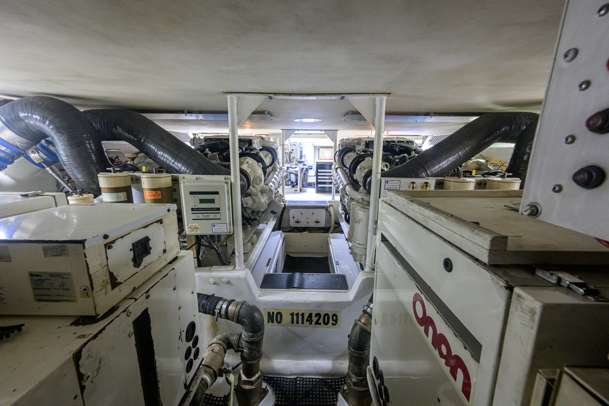 In 2 Deep yacht photo 38