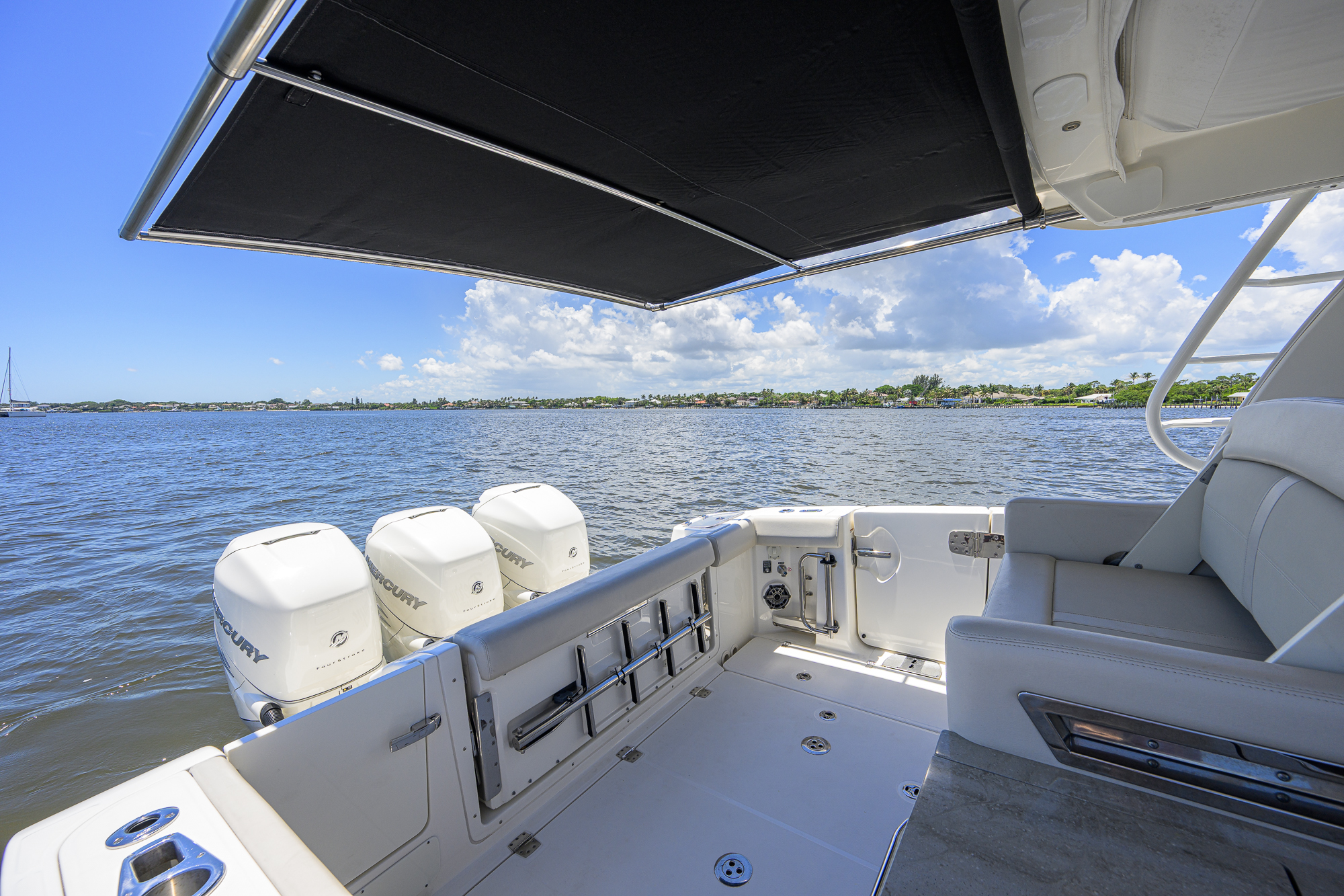 Derryn yacht photo 45