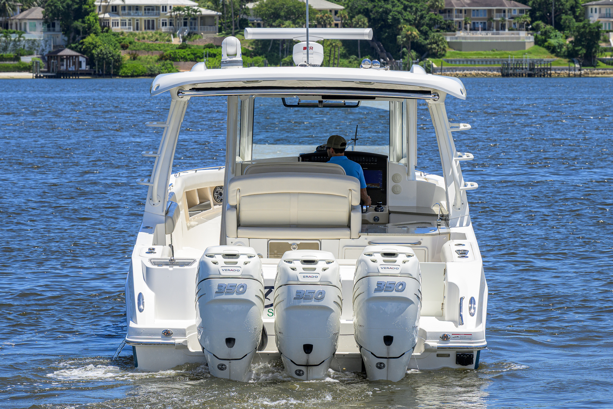 Derryn yacht photo 12