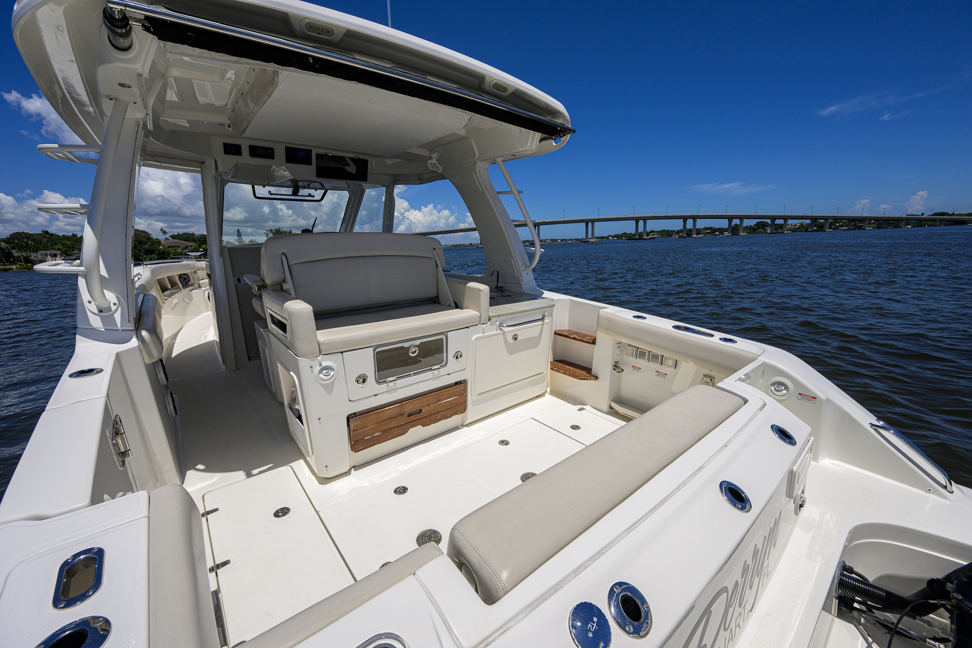 Derryn yacht photo 31