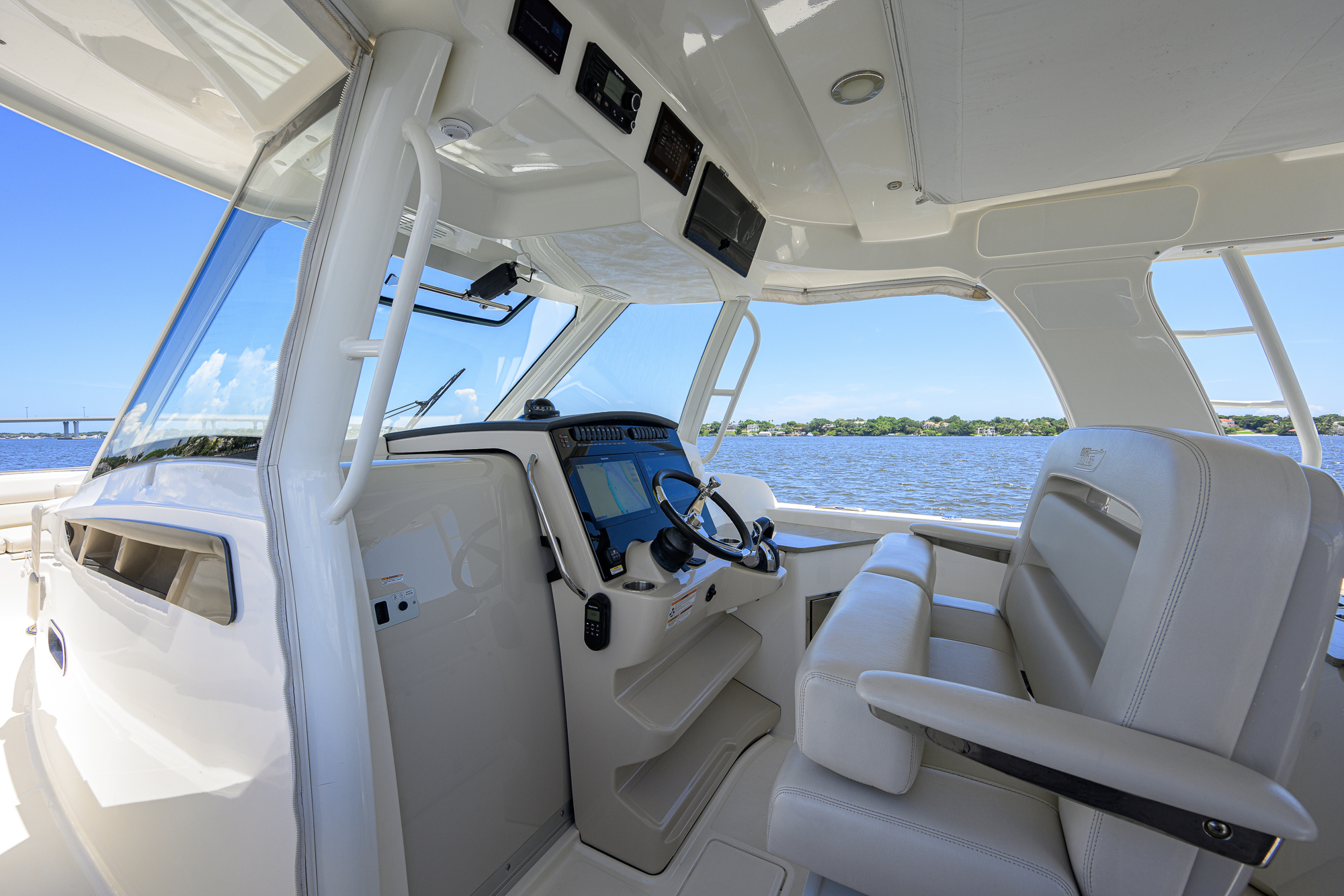 Derryn yacht photo 56