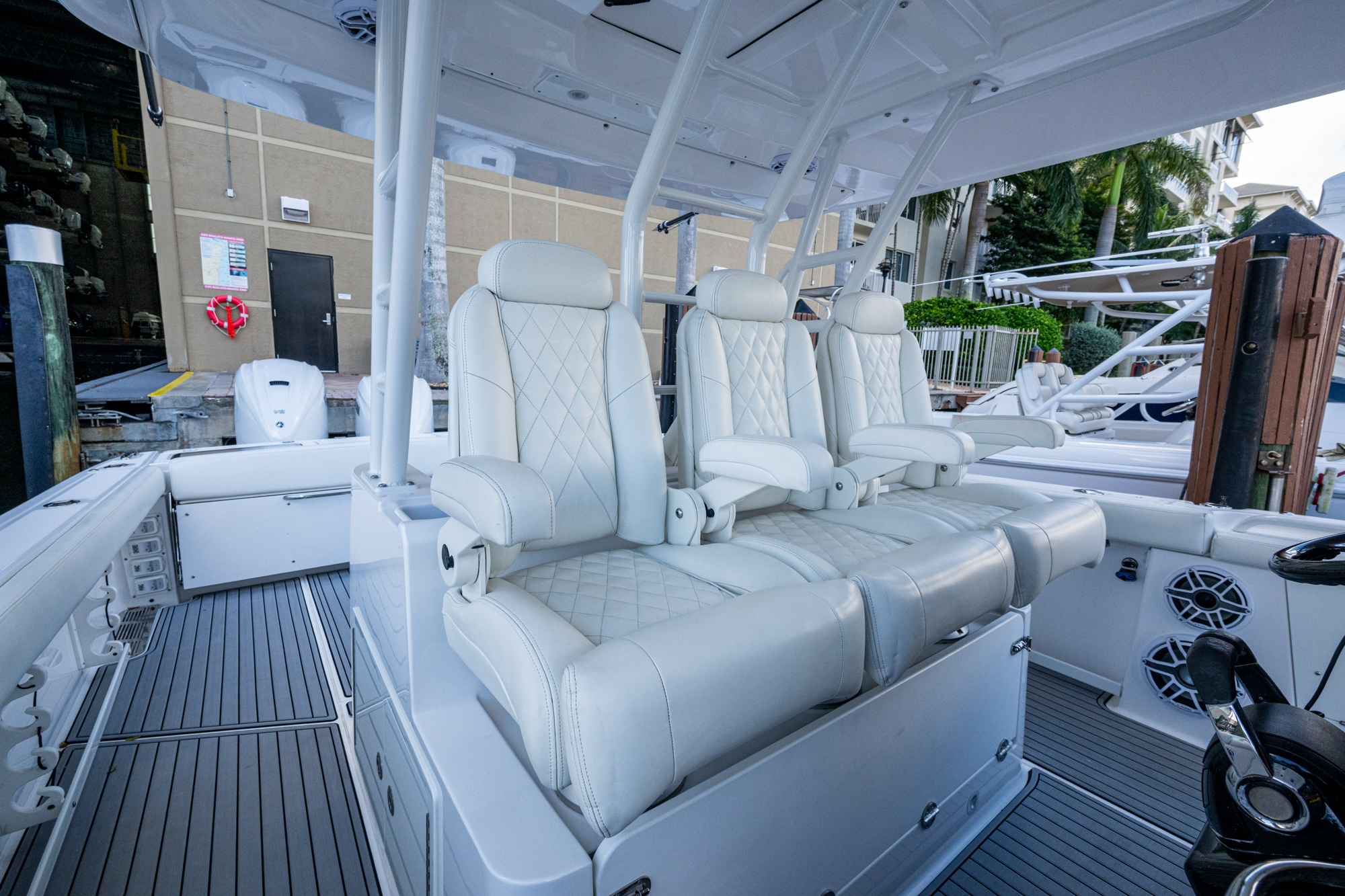 REELHot yacht photo 10