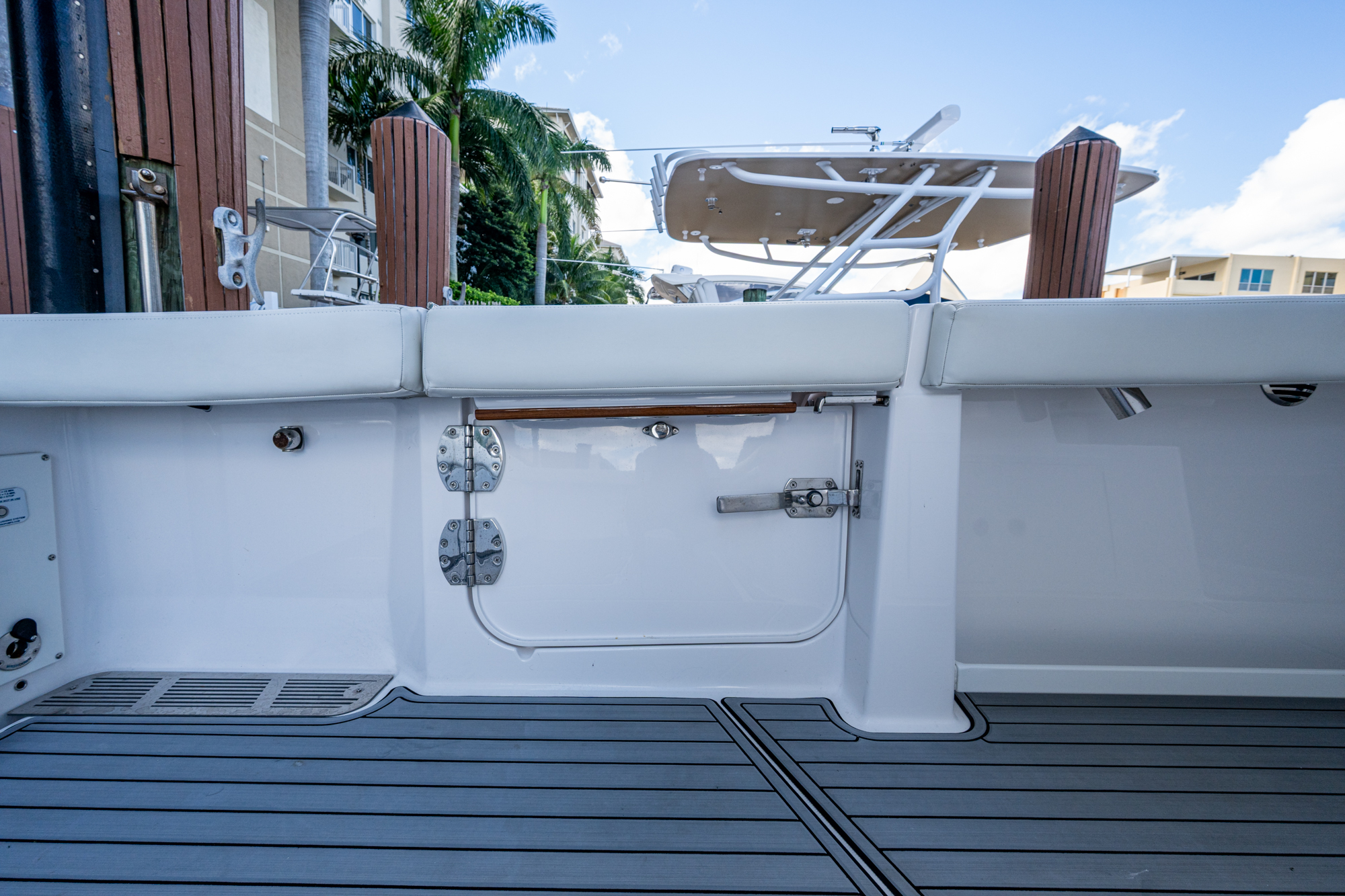 REELHot yacht photo 30