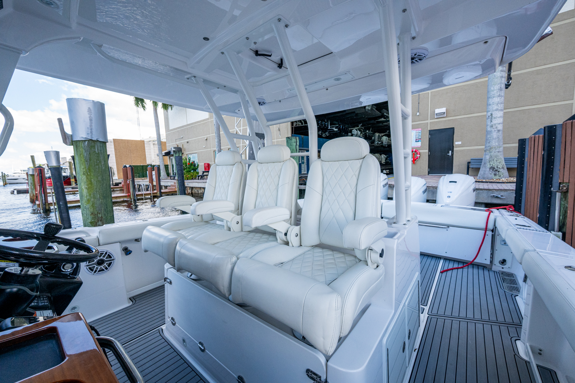 REELHot yacht photo 11