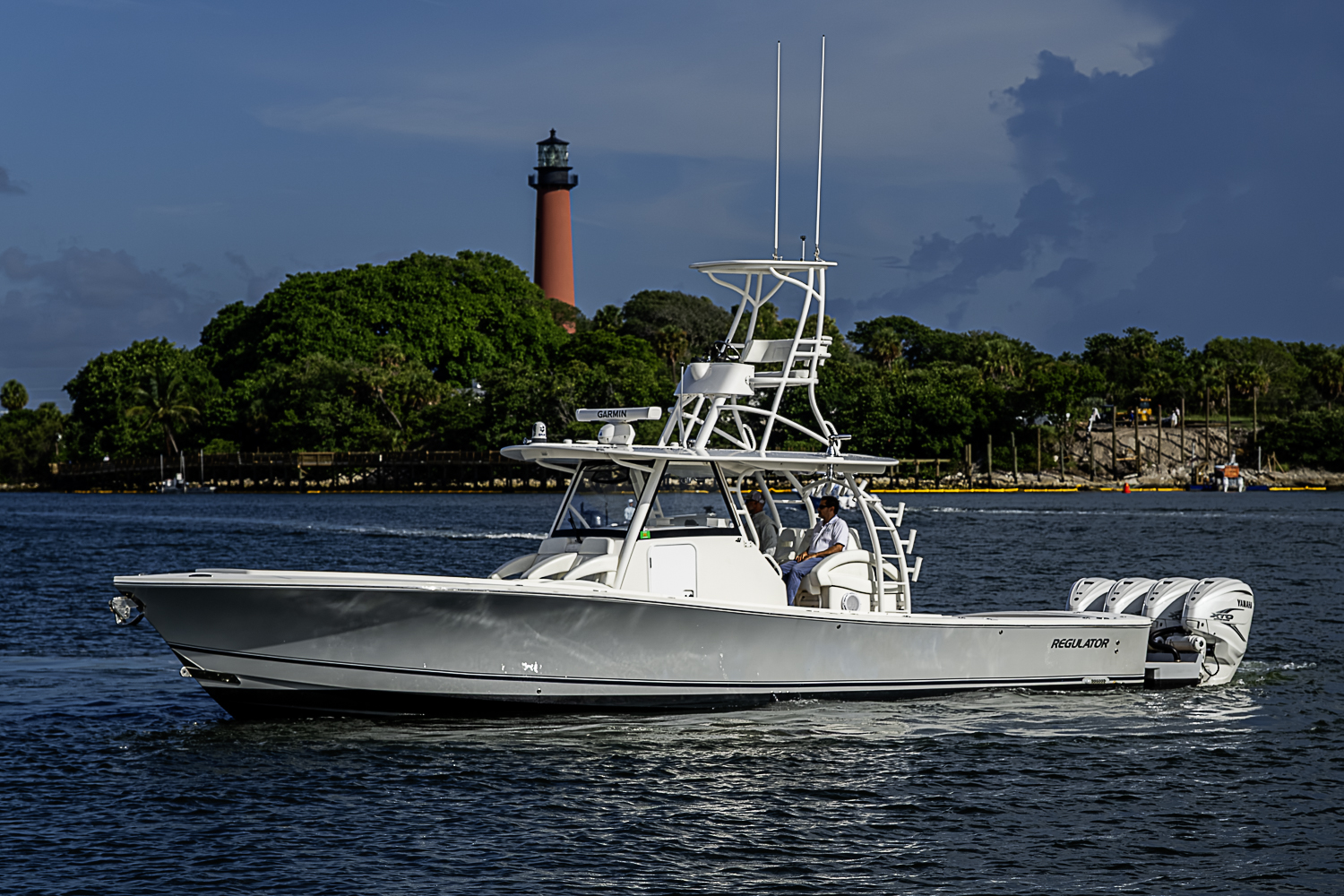 Regulator yacht photo 13