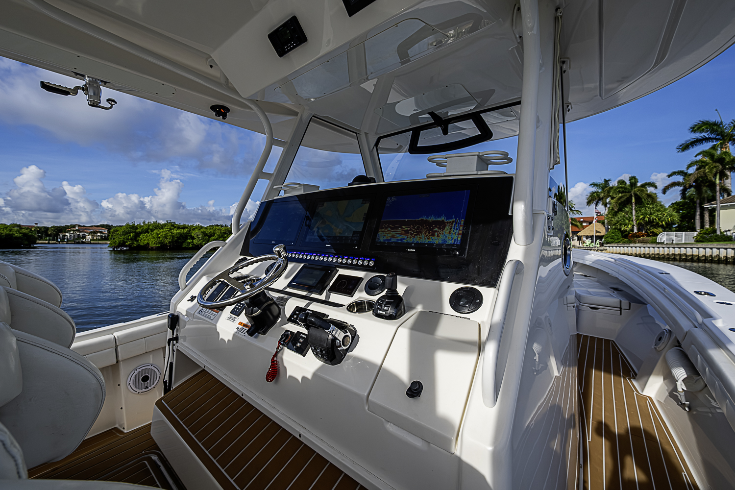 Regulator yacht photo 60