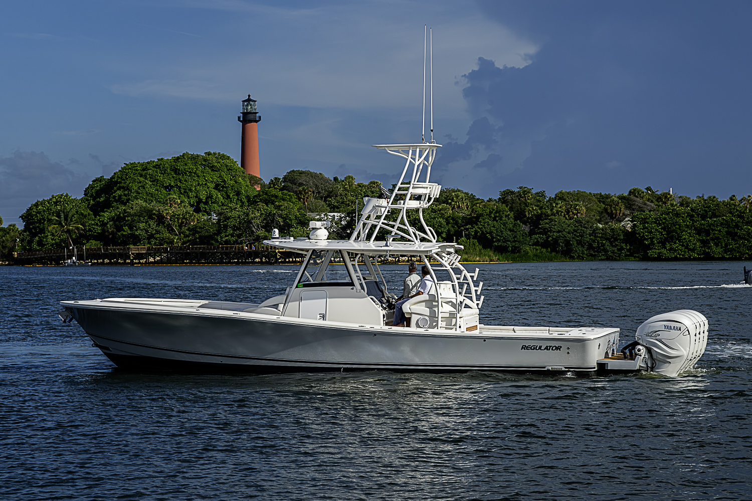 Regulator yacht photo 16