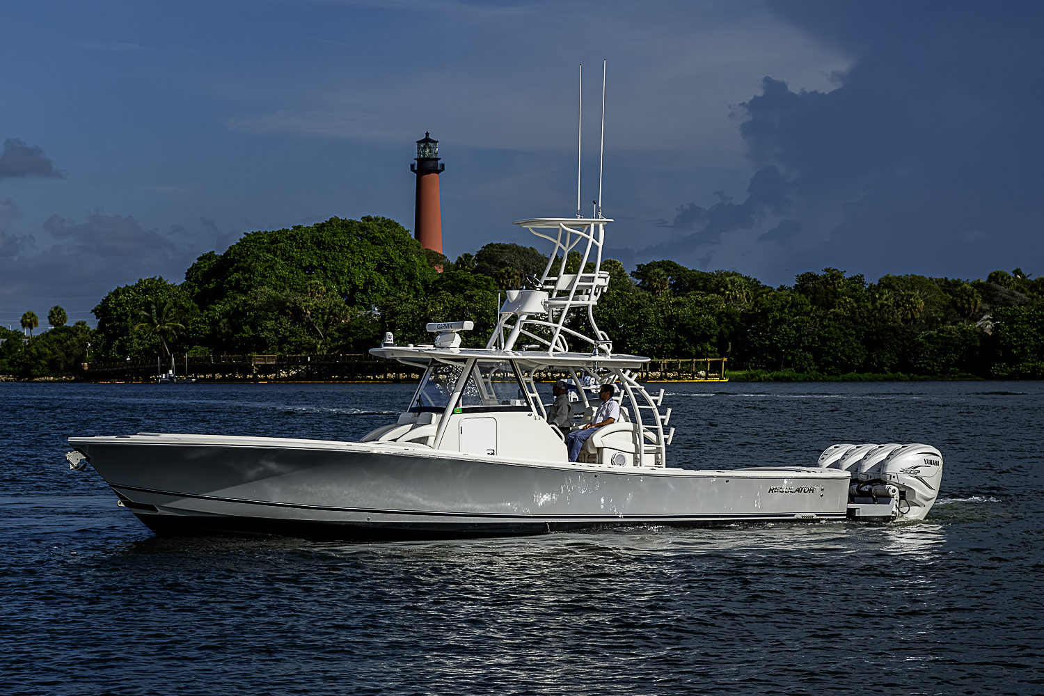 Regulator yacht photo 14