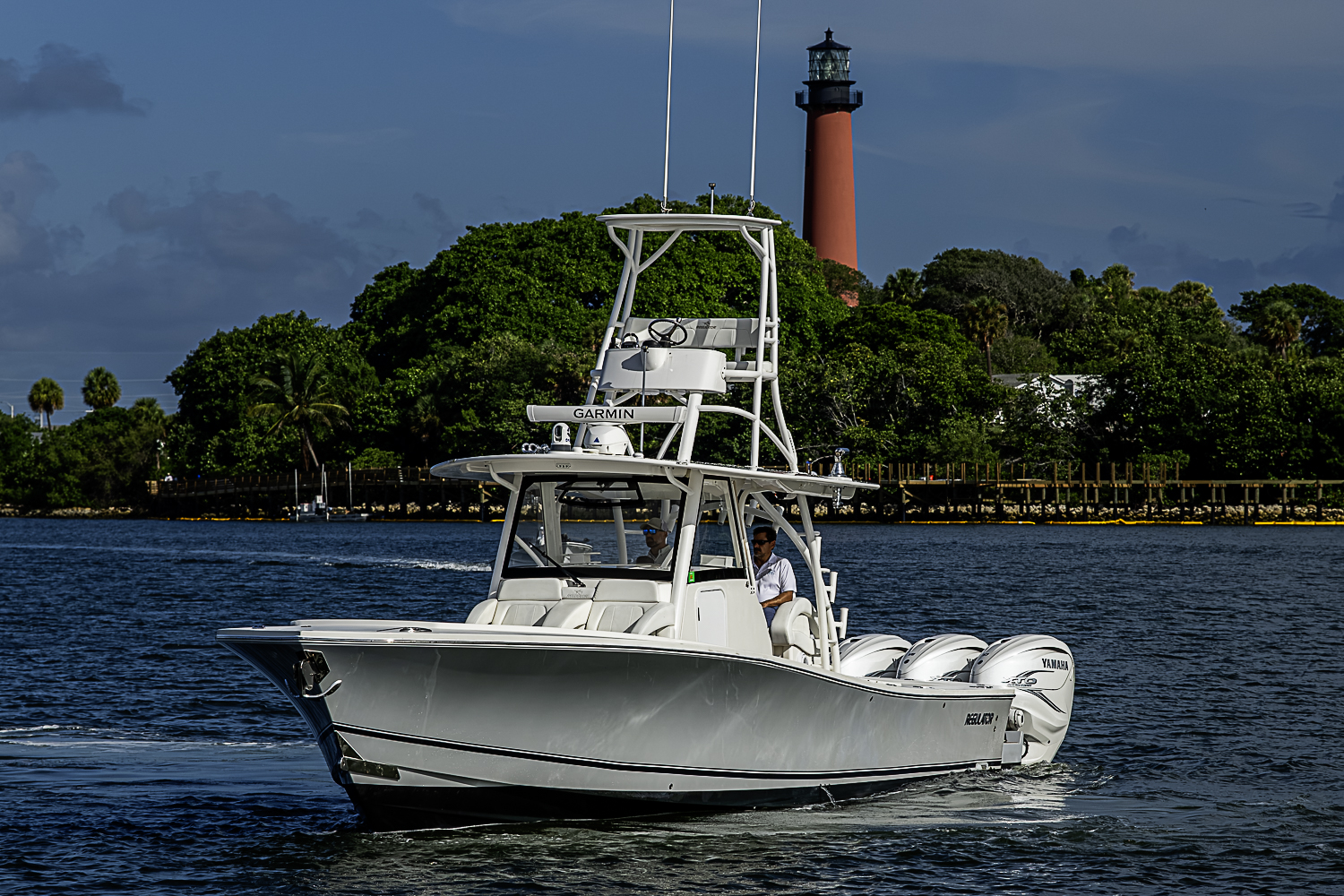 Regulator yacht photo 11