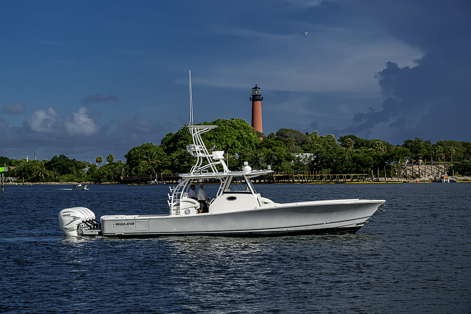 Regulator yacht photo 5