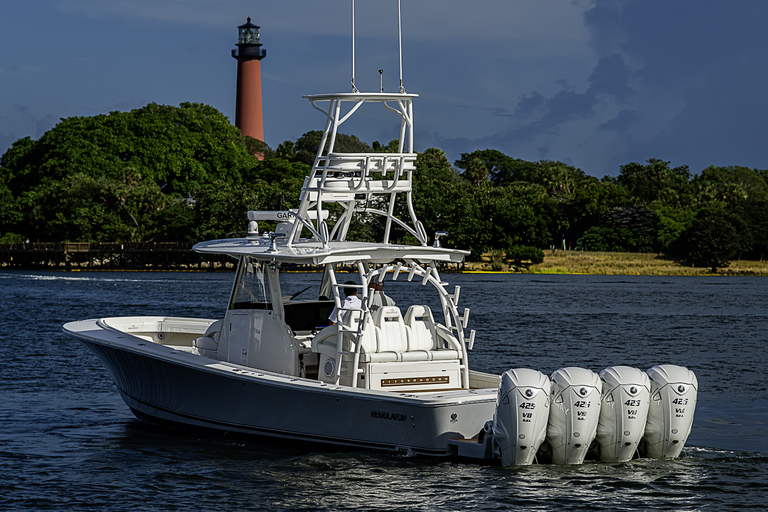 Regulator yacht photo 18