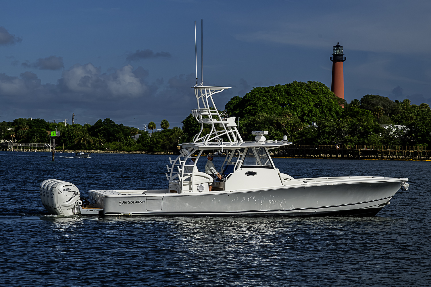 Regulator yacht photo 2