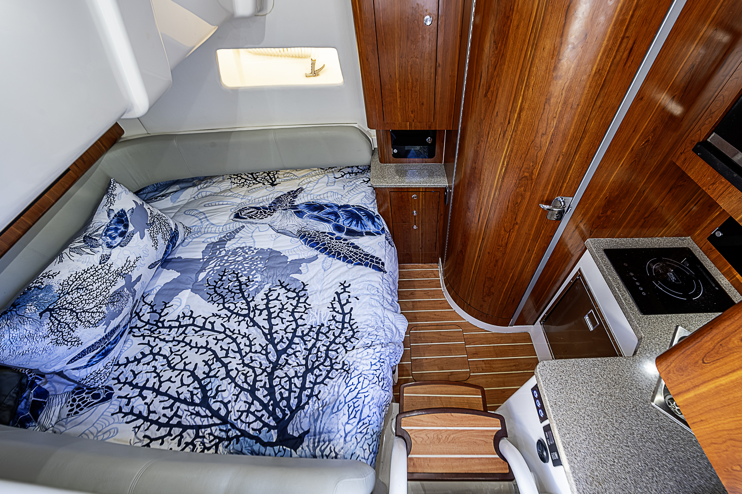 Regulator yacht photo 64