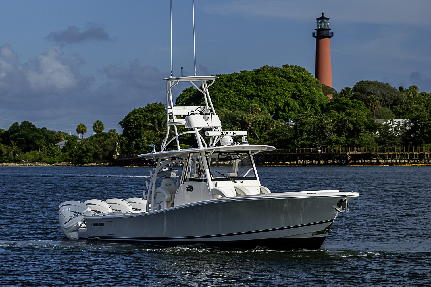 Regulator yacht photo 9