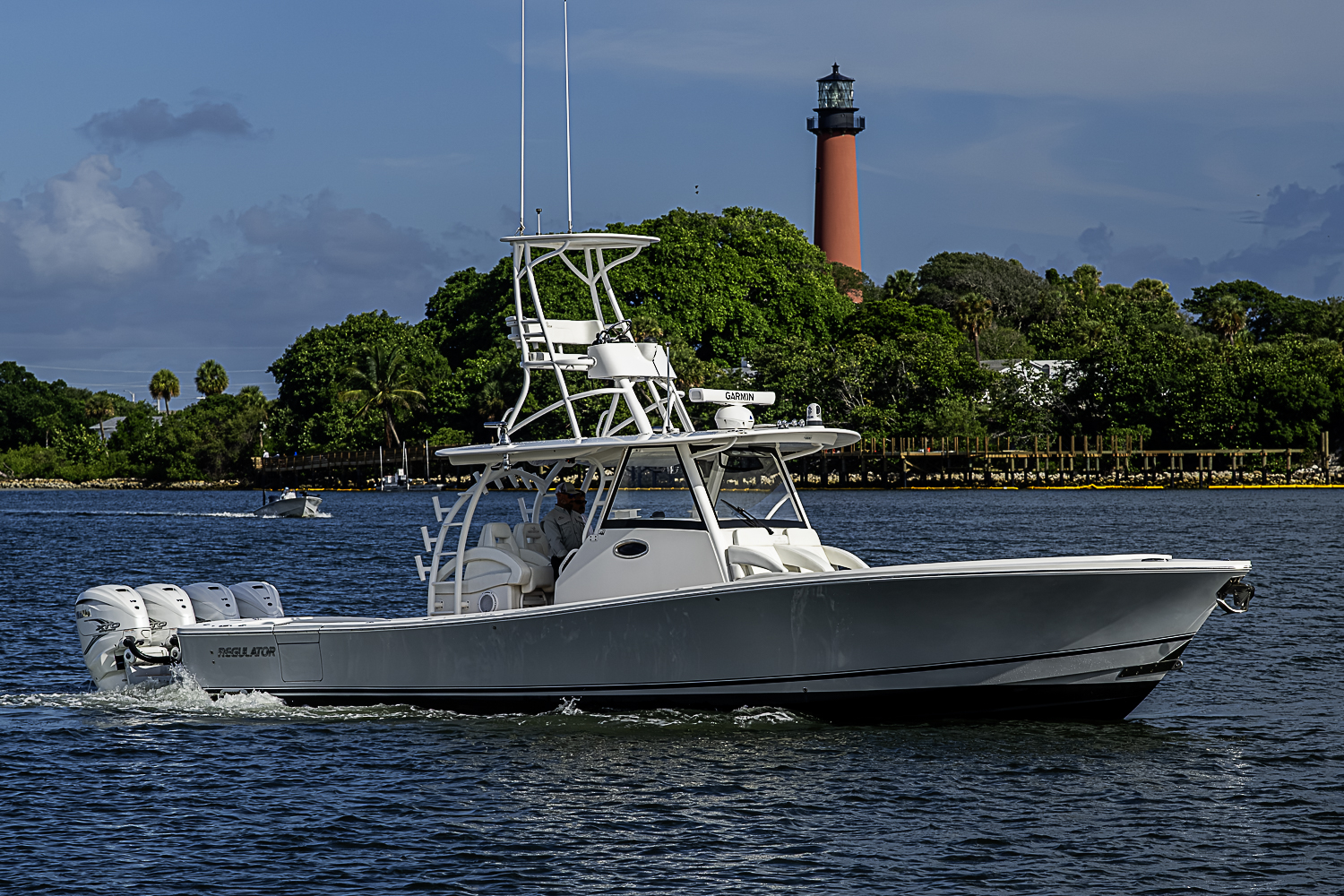 Regulator yacht photo 7