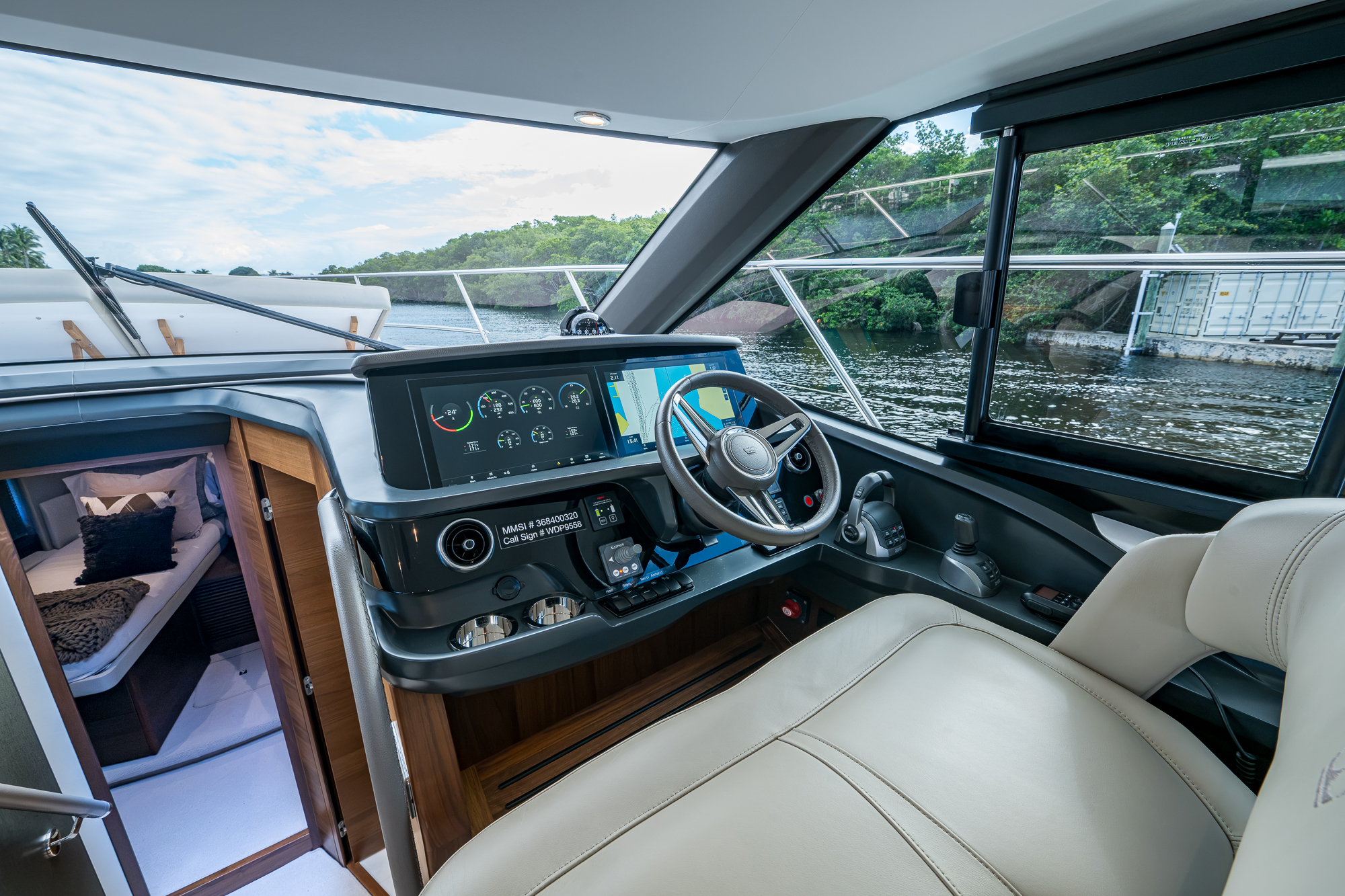 The Flex yacht photo 67
