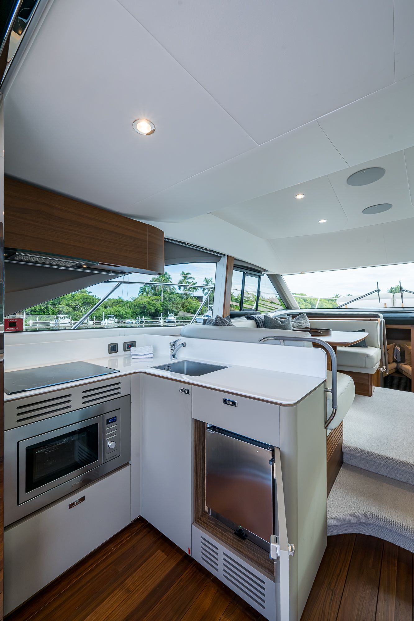 The Flex yacht photo 75
