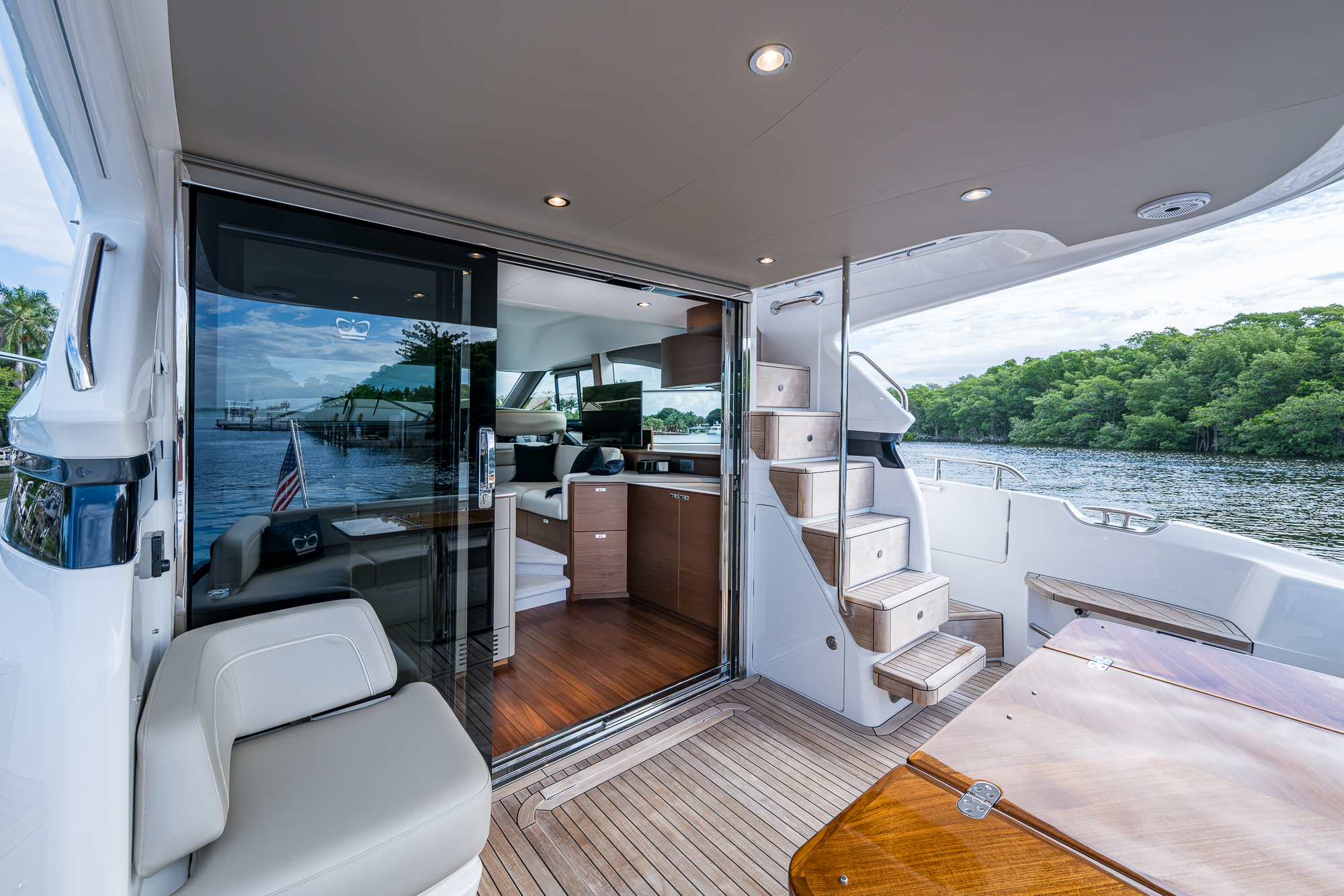The Flex yacht photo 44