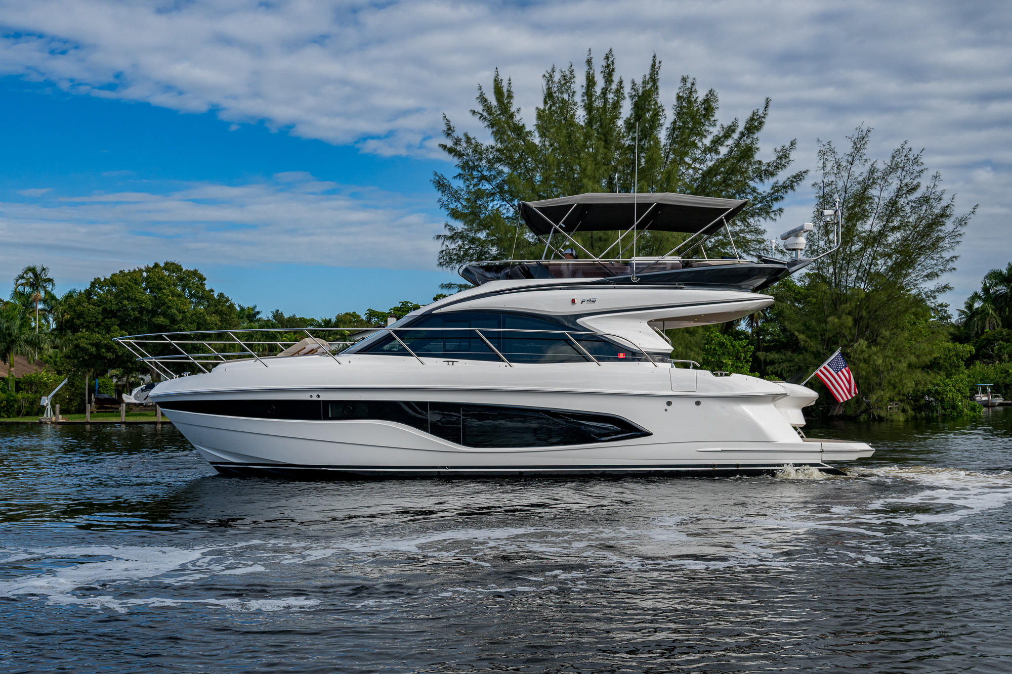 The Flex yacht photo 24