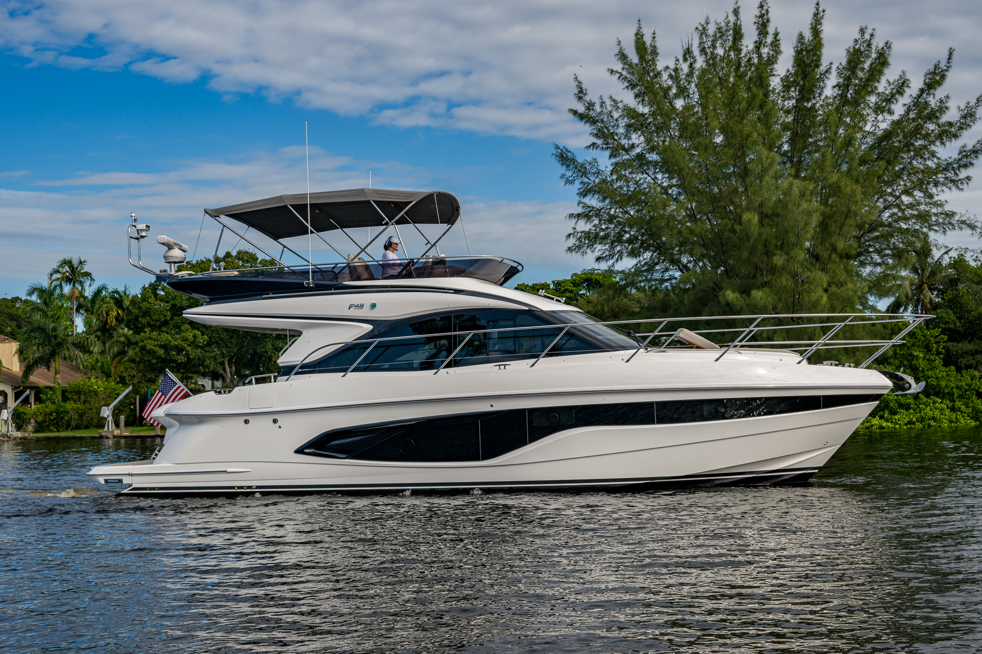 The Flex yacht photo 13