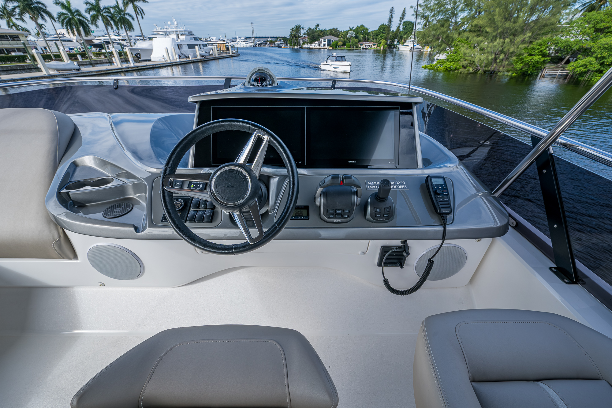 The Flex yacht photo 35