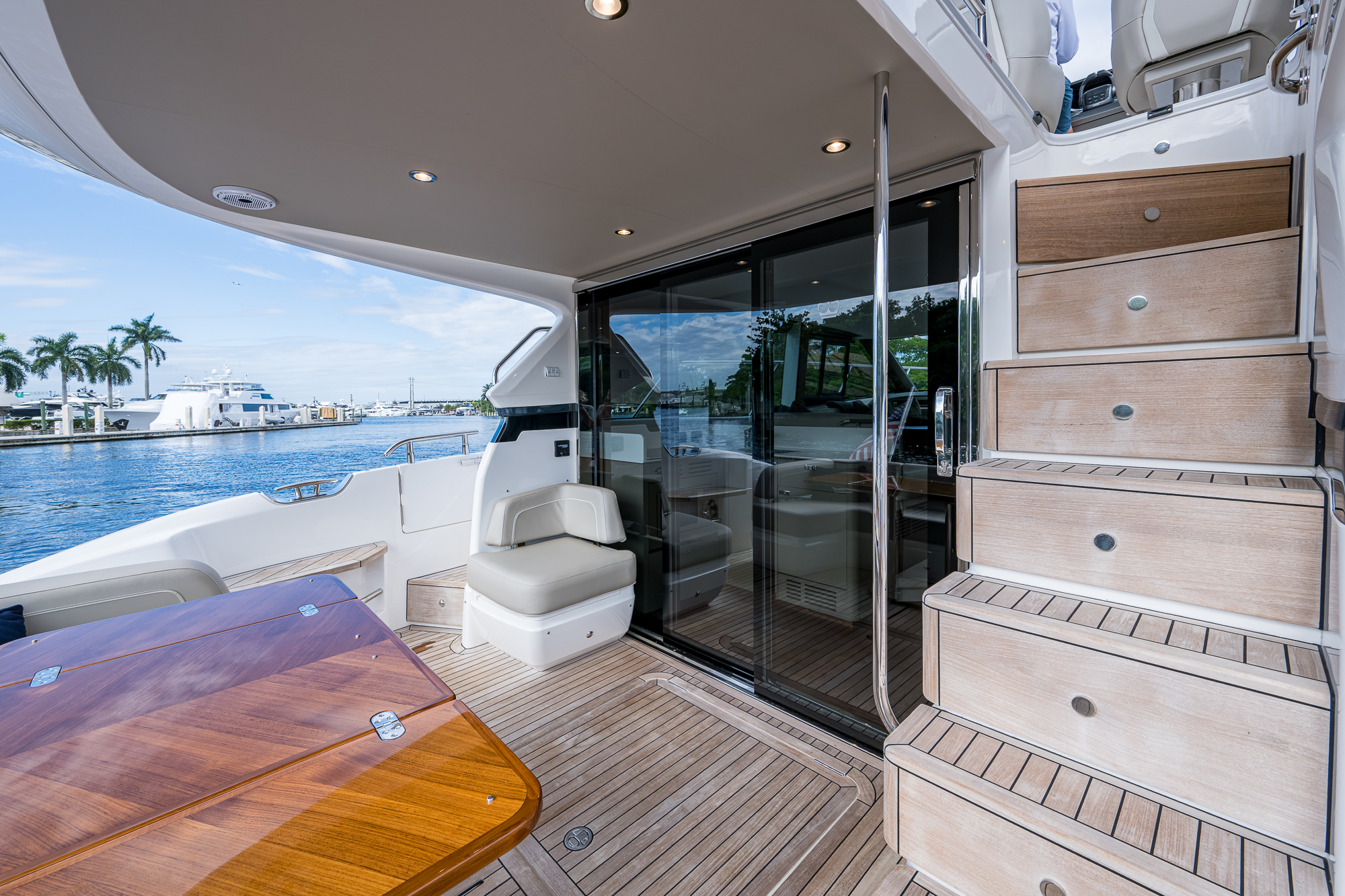 The Flex yacht photo 47