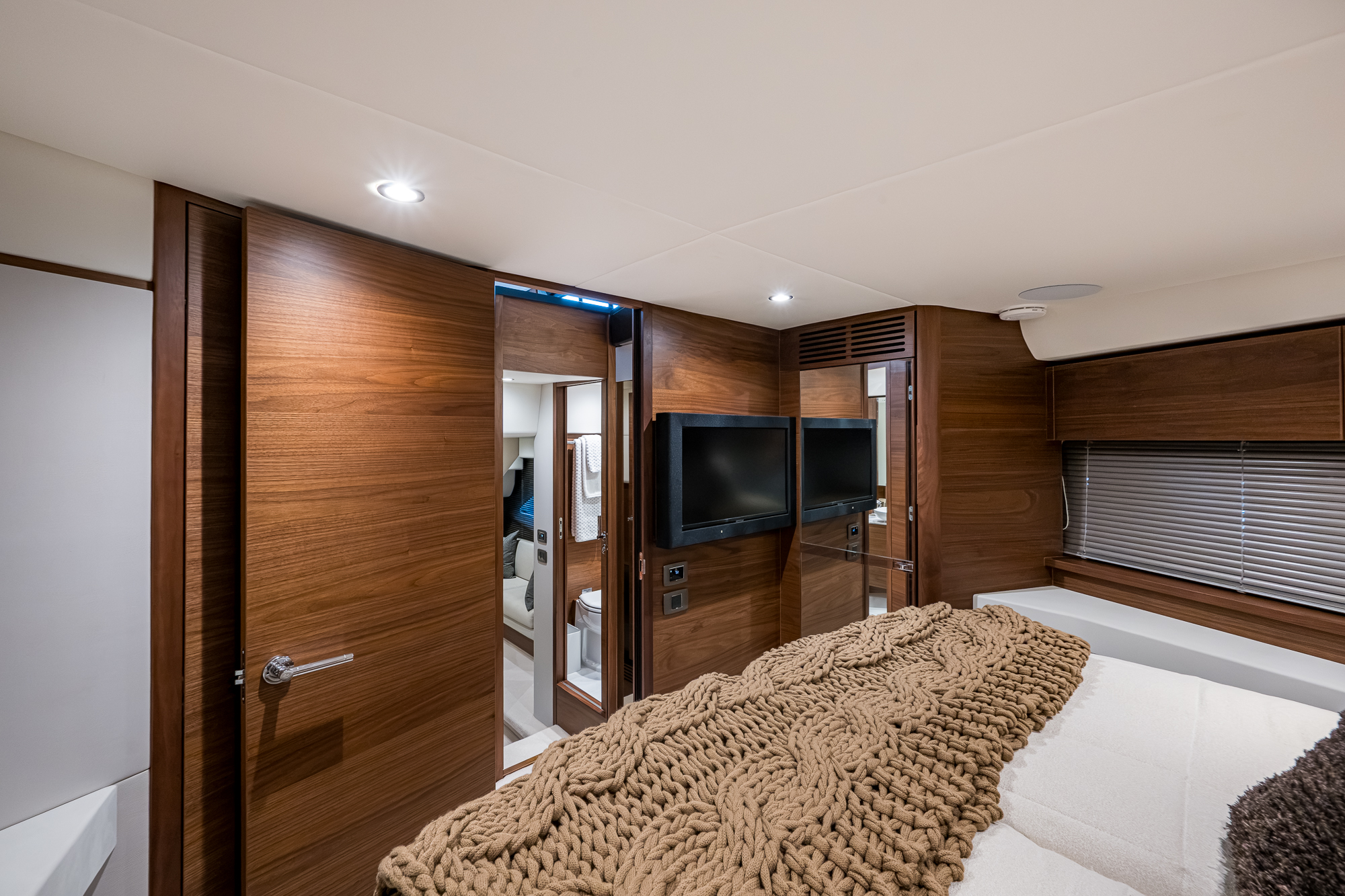 The Flex yacht photo 83