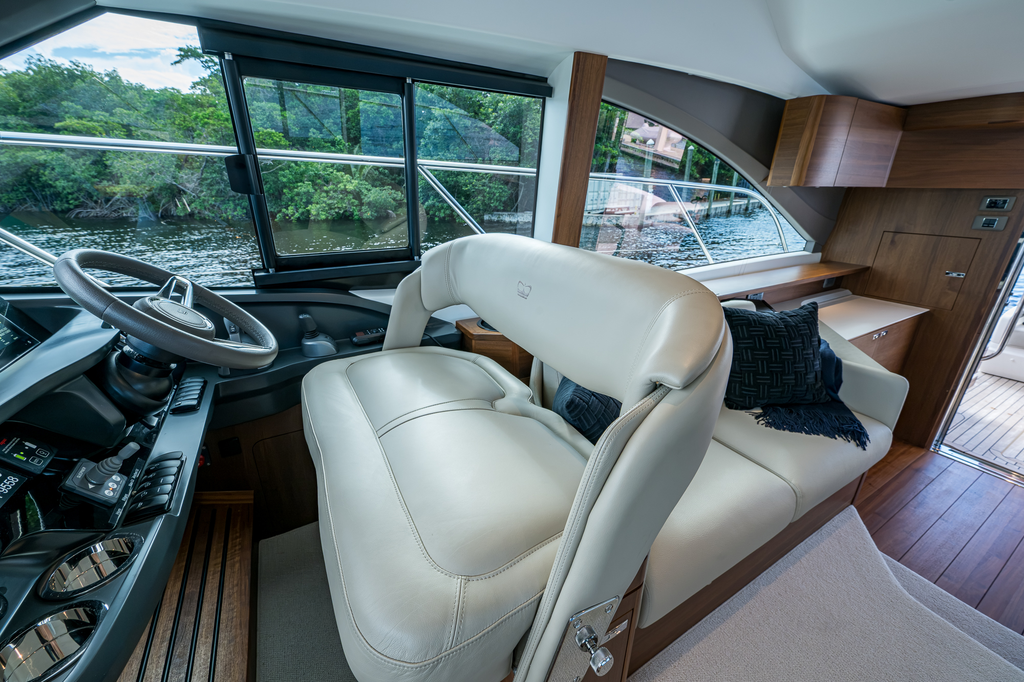 The Flex yacht photo 70