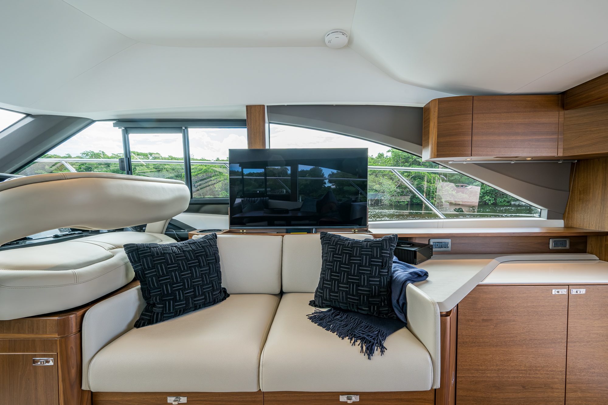 The Flex yacht photo 77