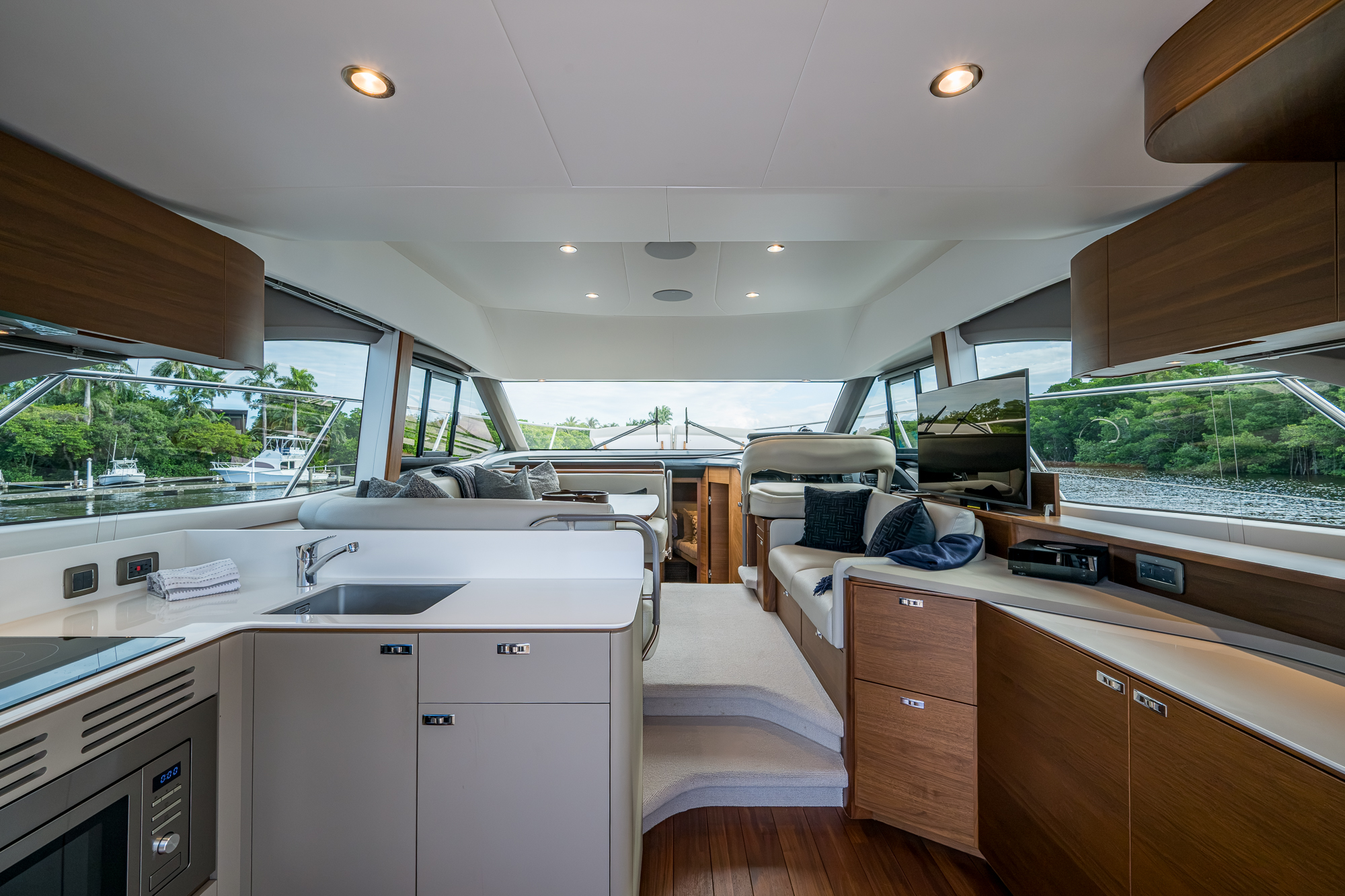 The Flex yacht photo 76