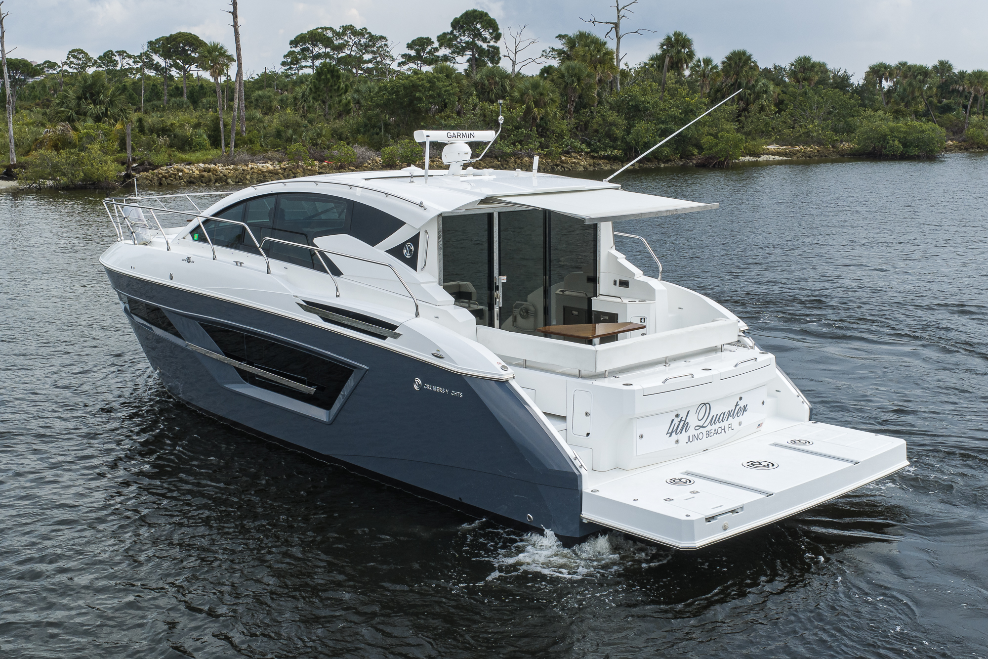 4th Quarter yacht photo 12