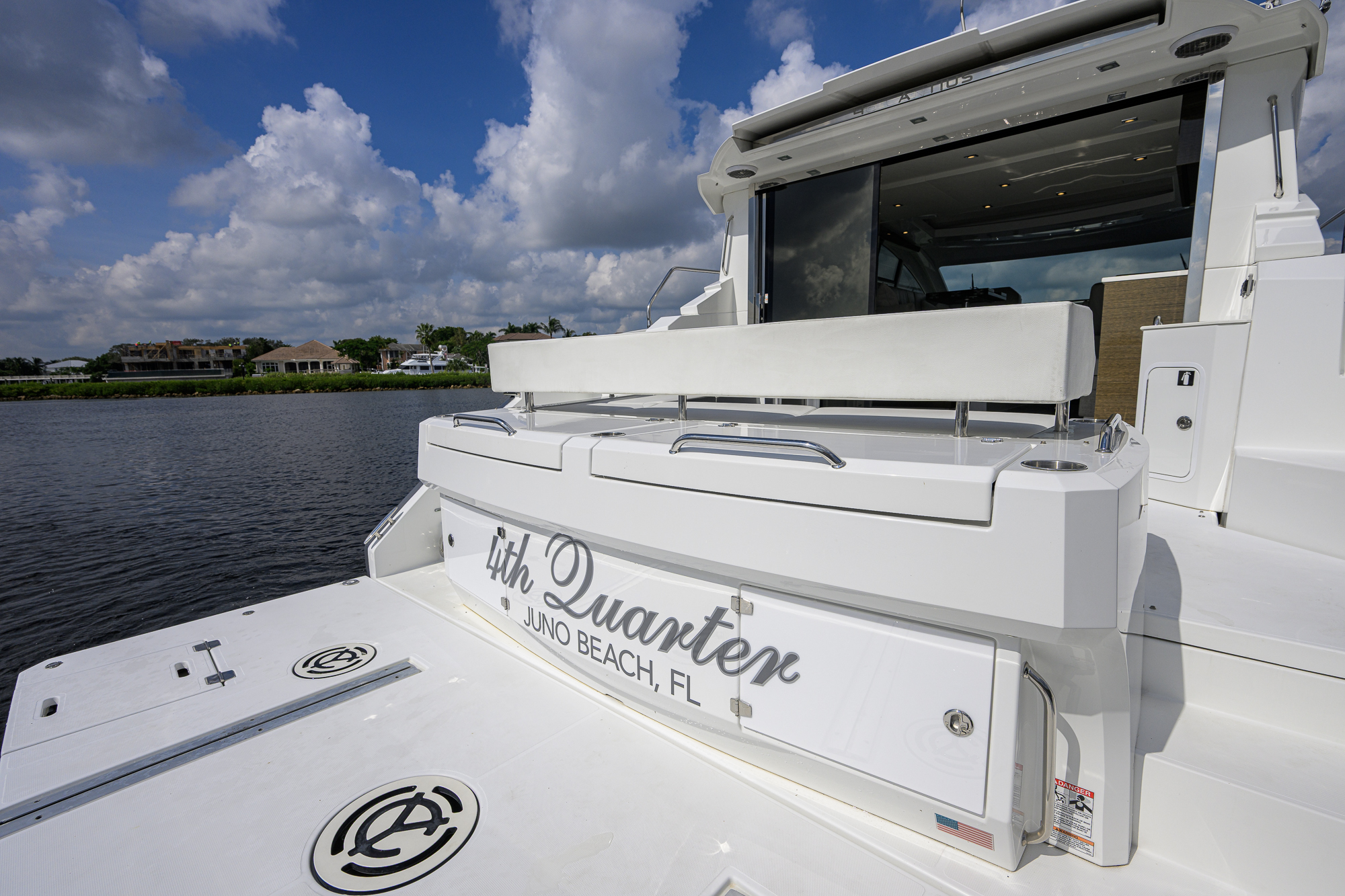 4th Quarter yacht photo 27