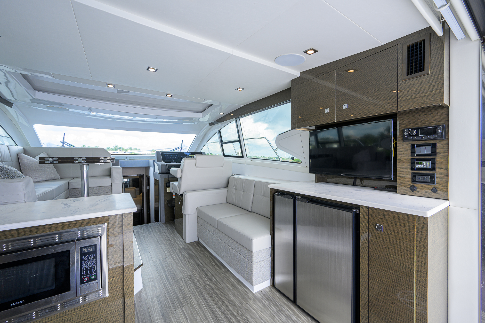 4th Quarter yacht photo 68