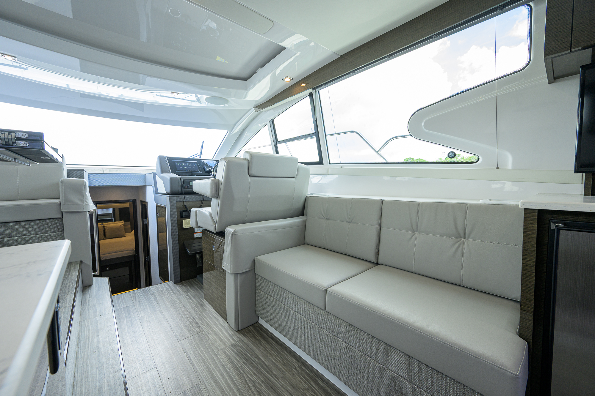 4th Quarter yacht photo 57