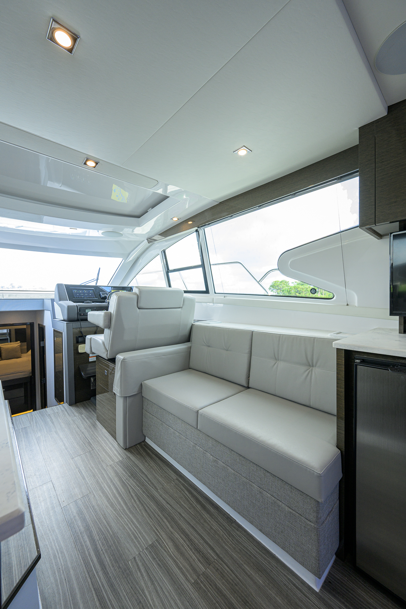 4th Quarter yacht photo 56