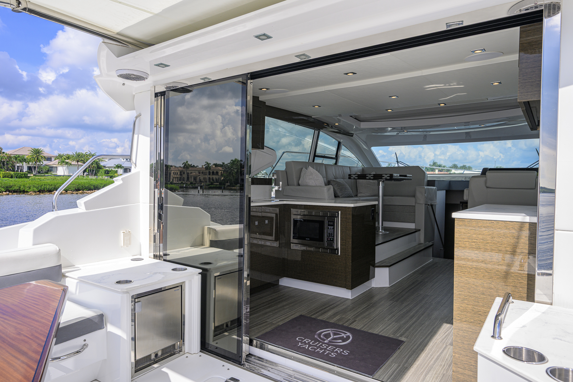 4th Quarter yacht photo 66