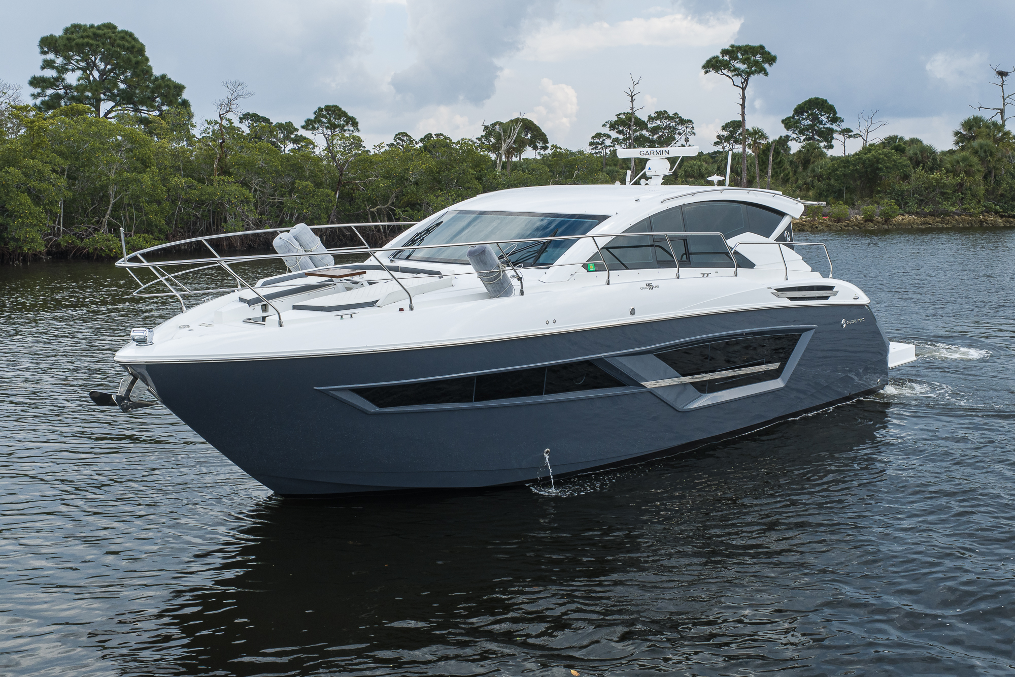 4th Quarter yacht photo 6