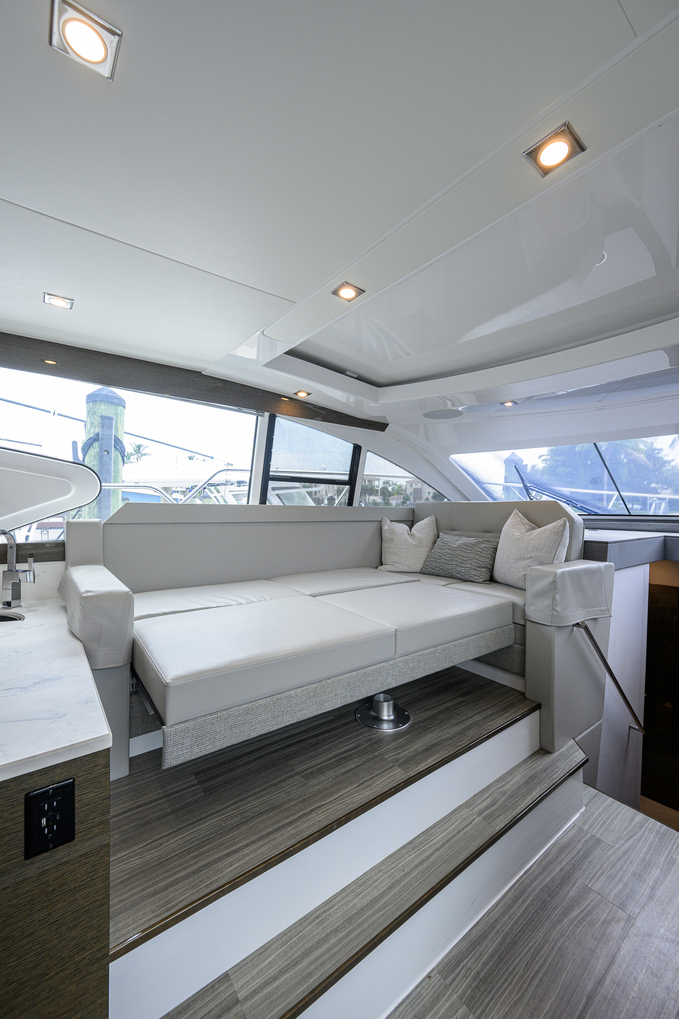 4th Quarter yacht photo 63