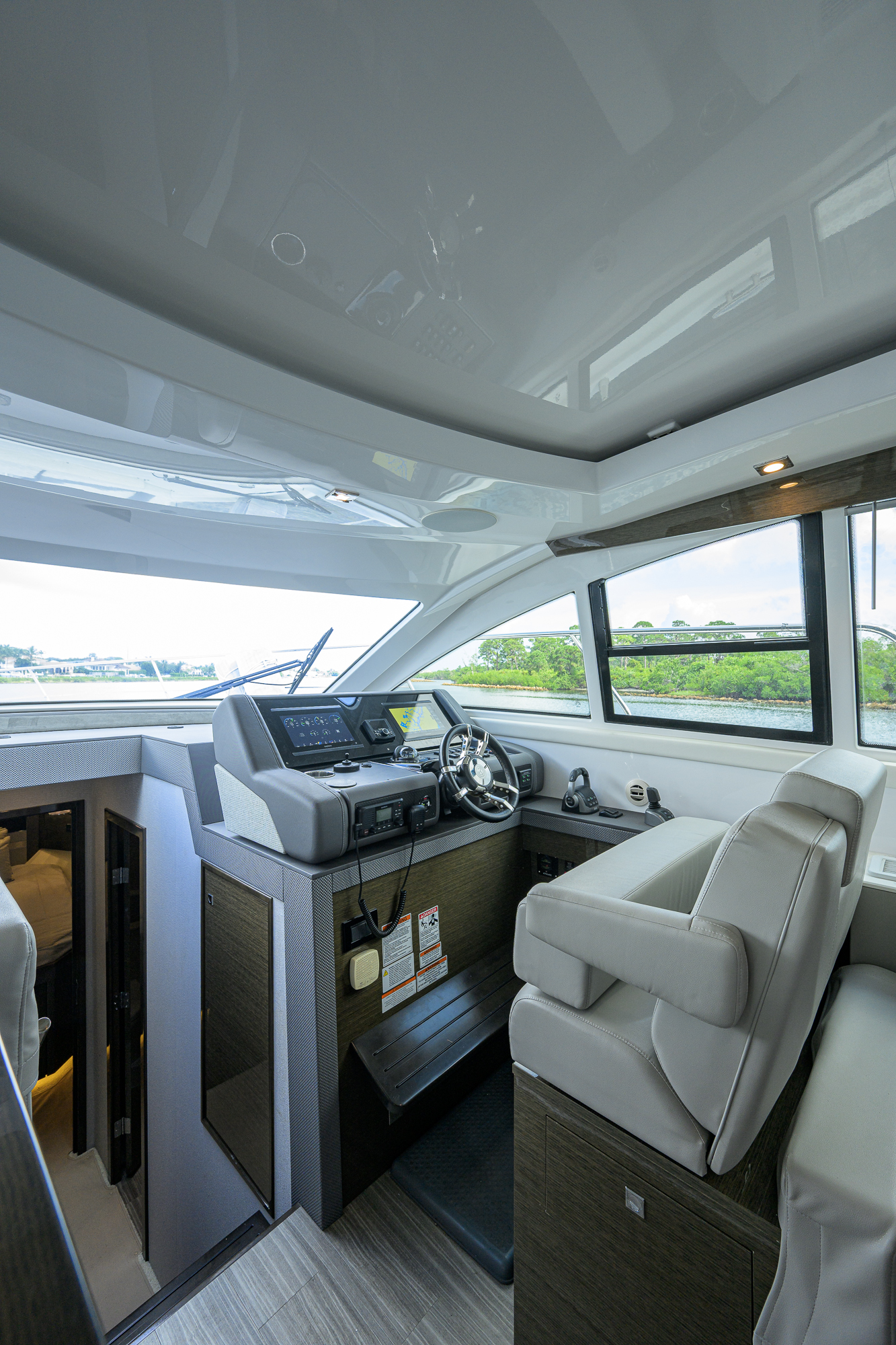 4th Quarter yacht photo 76