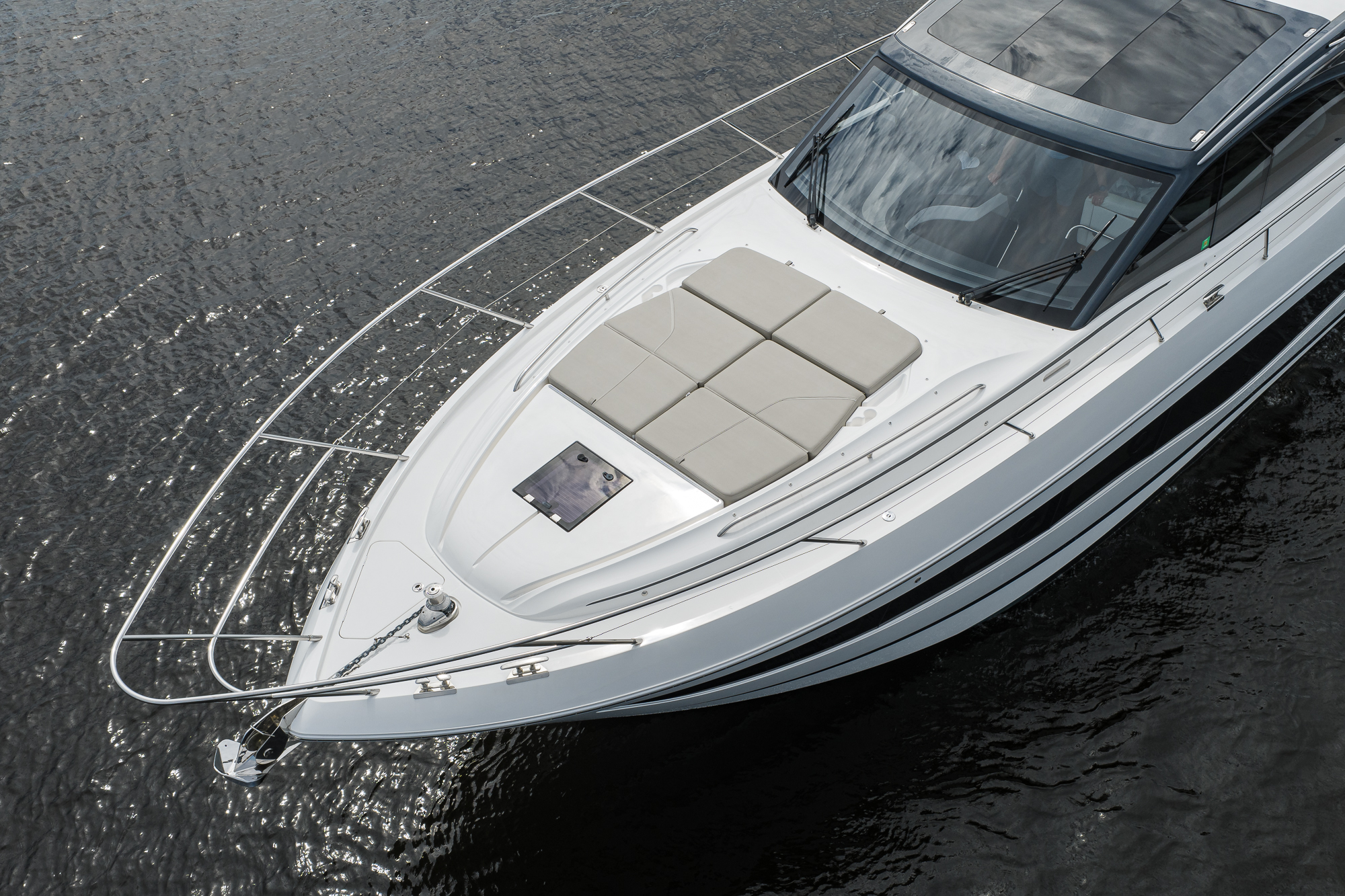 Crown yacht photo 28