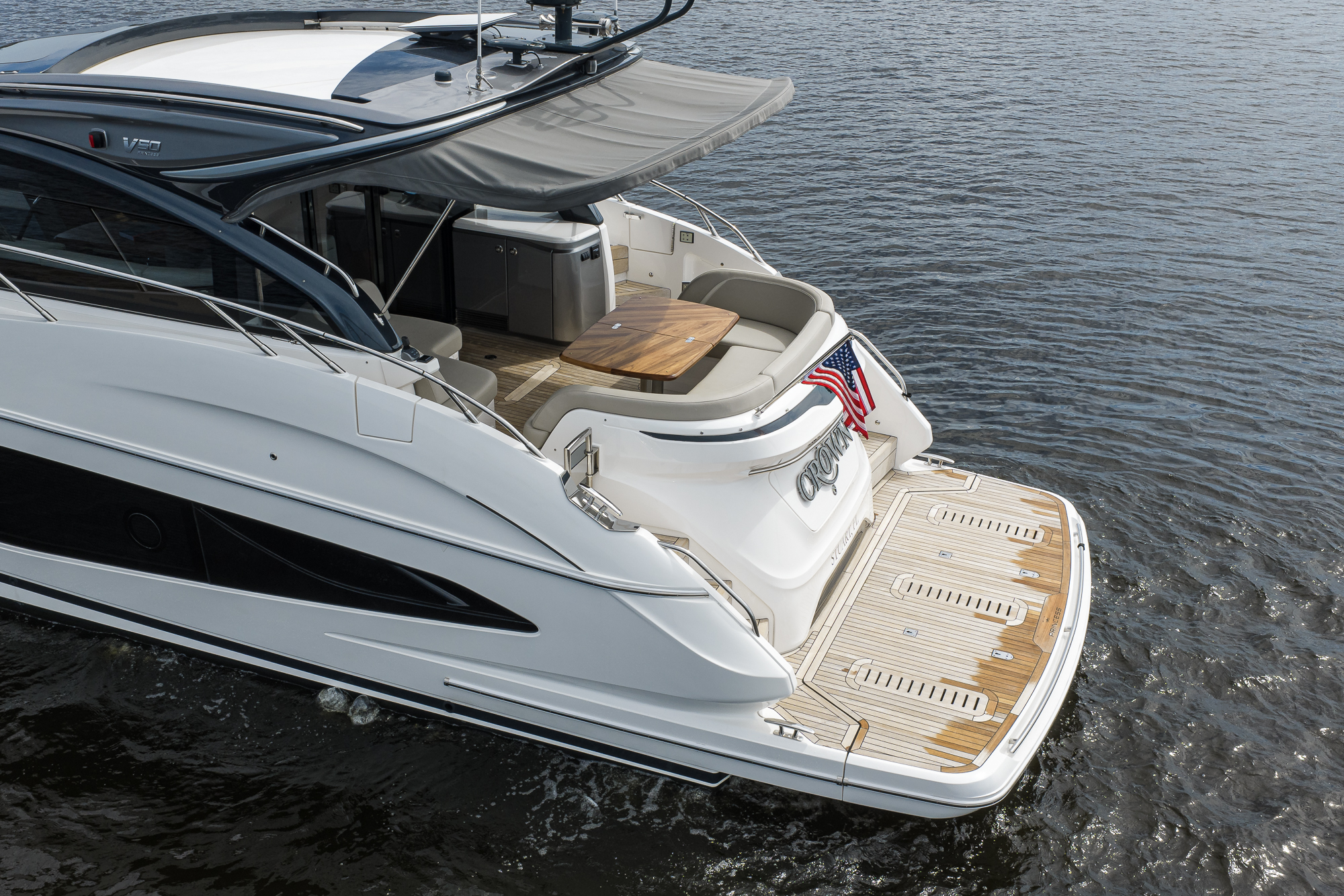 Crown yacht photo 29