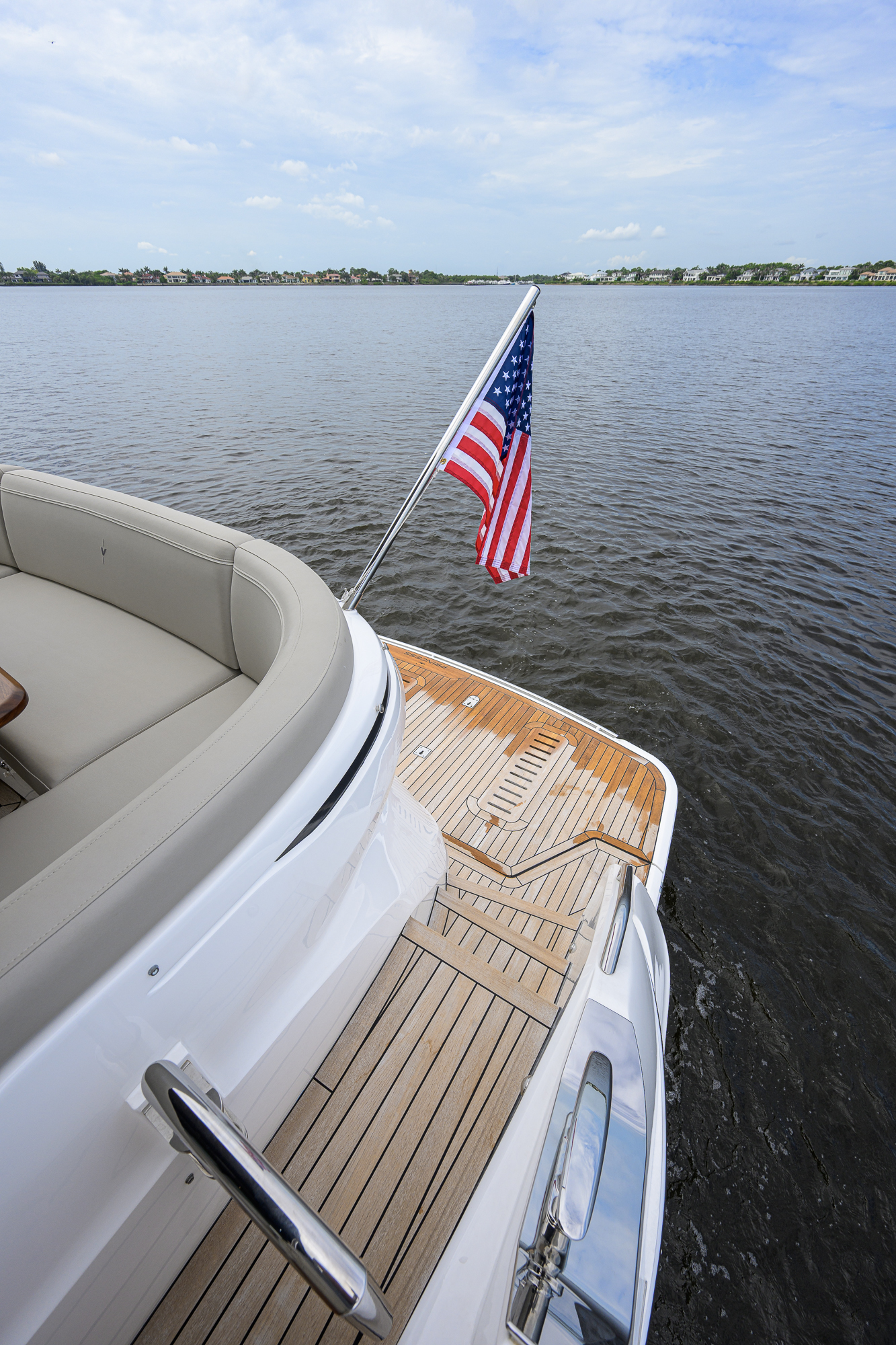Crown yacht photo 45