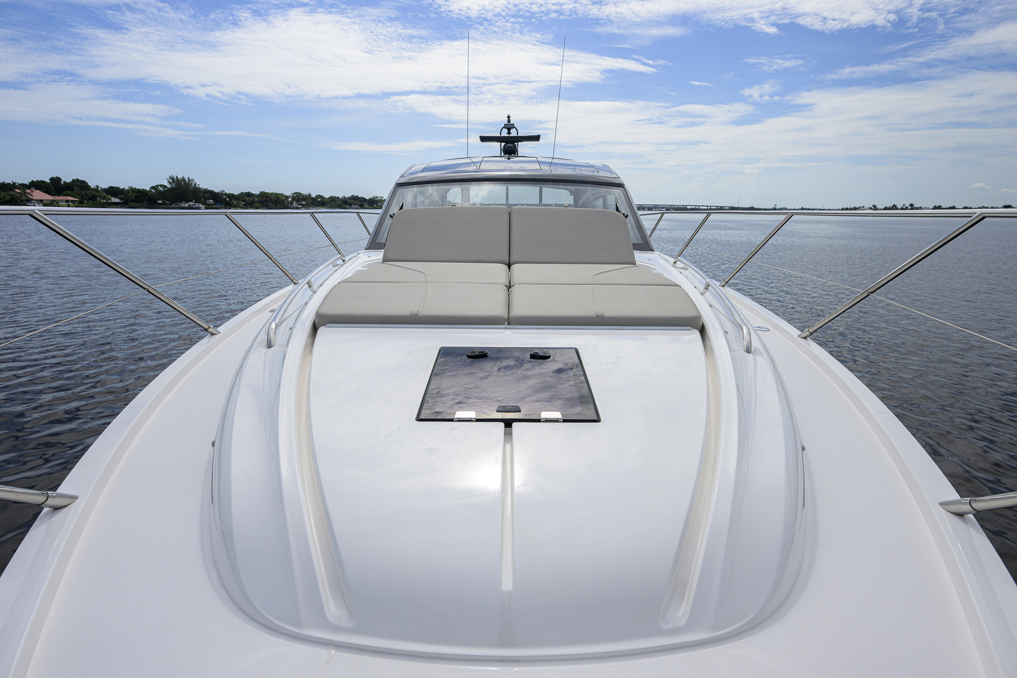 Crown yacht photo 39