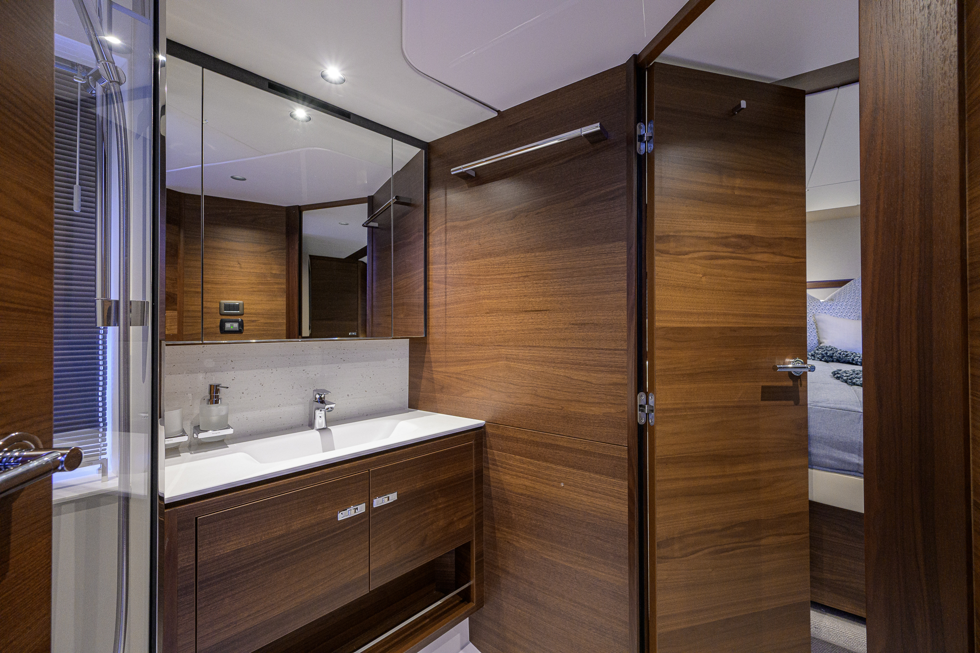 Kaleen yacht photo 110